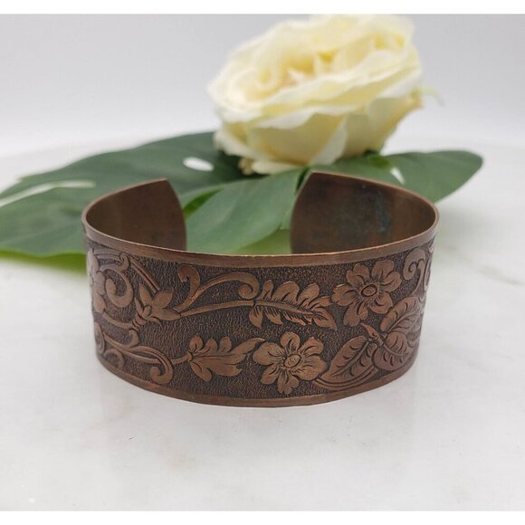 Vintage Handmade Genuine Solid Copper Floral Vine Relief Engraved Cuff Bracelet